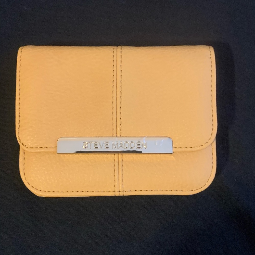 NEW WOT  Steve Madden Accordion French Wallet